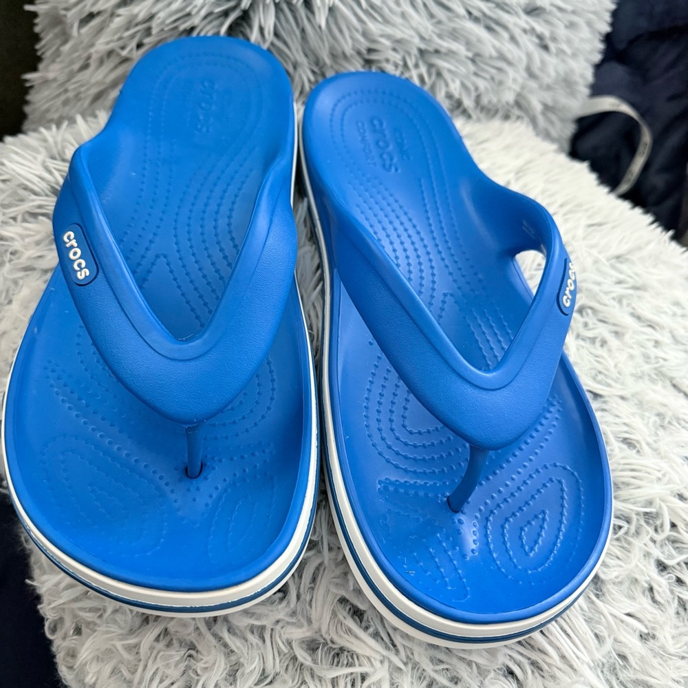 NWOT Crocs Bayaband flip flip flops W12/M10
